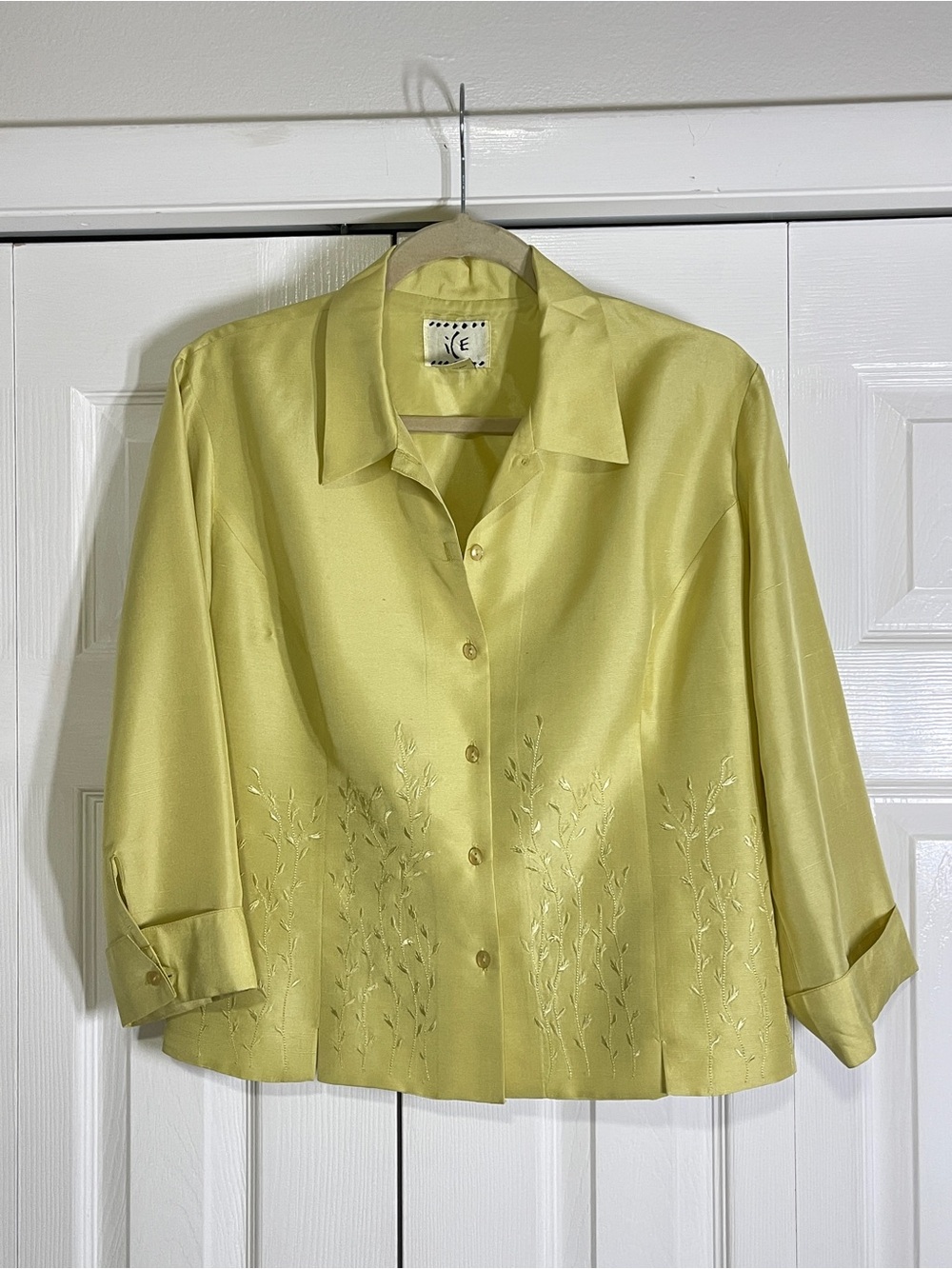 ICE Chartreuse Embroidered 100% Silk Jacket Size L